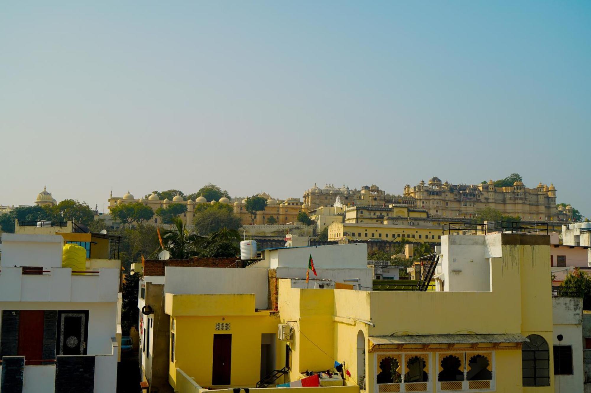 Shri Daulat Villas Удайпур Экстерьер фото